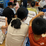 京都市下京区の修徳児童館にて地域の親子さんを対象に衣服から考えるSDGs学習を行いました